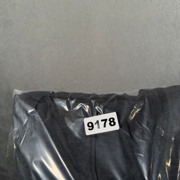 Lululemon 5 Year Basic Long Sleeve Henley Black Gray Size XL - Picture 7 of 7